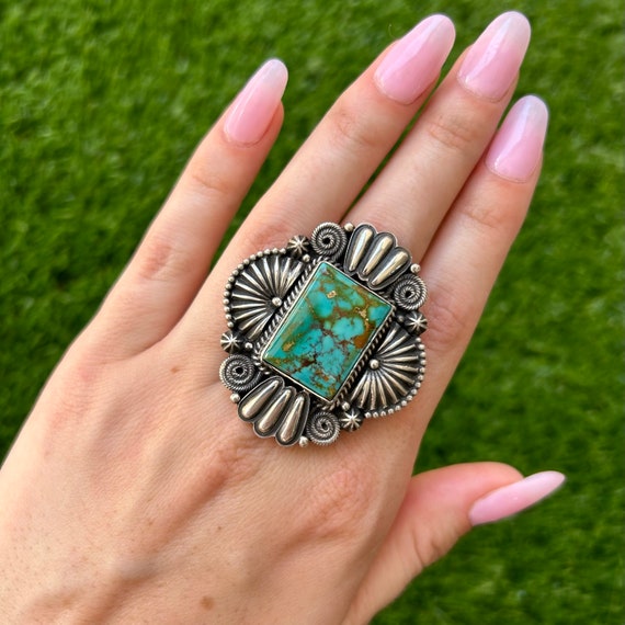 Museum 'Squared Royston Turquoise' Native American Jewelry Silver Heavy Bracelet Old Museum 'Squared Royston Turquoise' Native American Jewelry Silver Heavy Bracelet Old