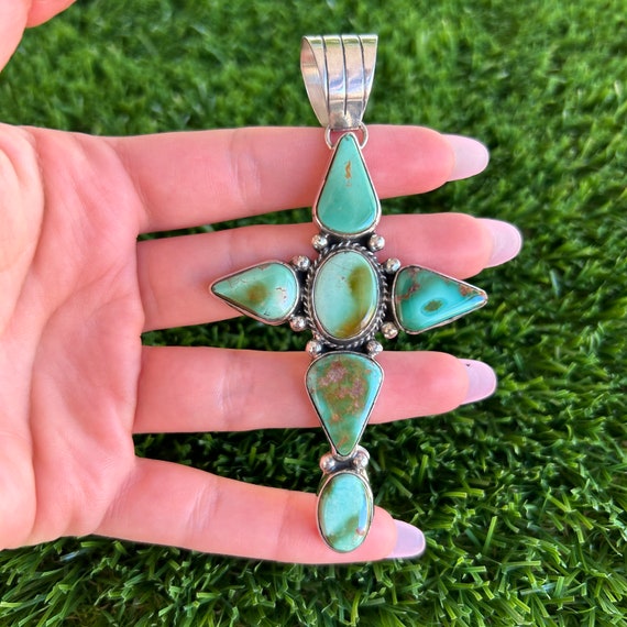 ターコイズ LFC×Linda Yazzie Royston Royston Blue Turquoise Post-Back Earrings By Linda Yazzie