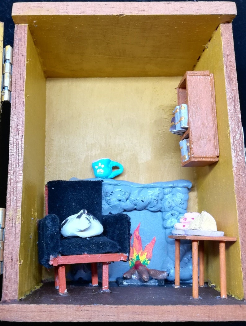 Cigar box fireside diorama image 1