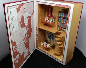 Art Book tea and cake diorama