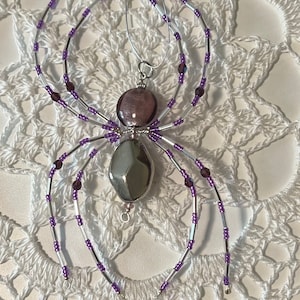 Lilac Queen Spider Sun Catcher