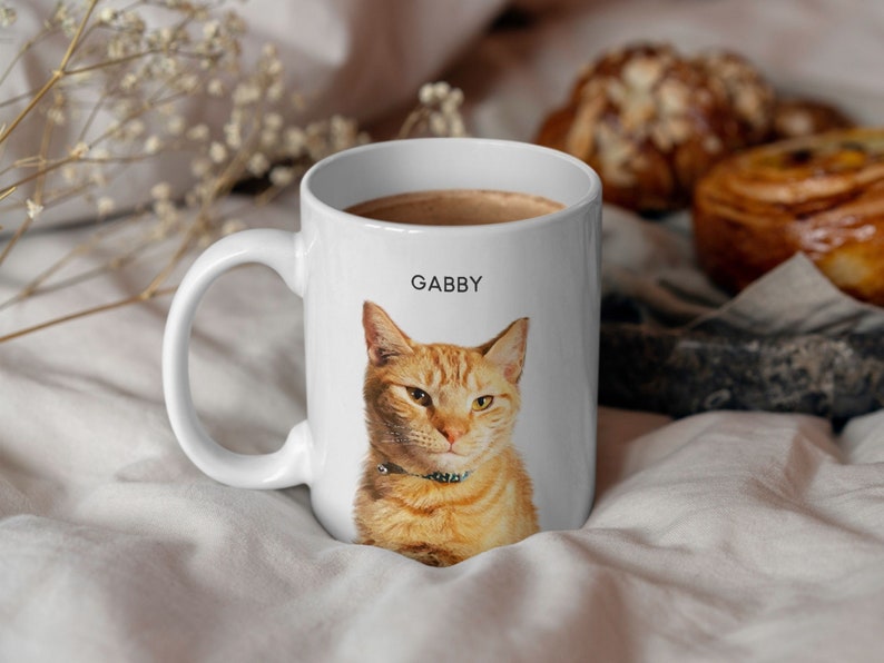 custom cat coffee mug with bread