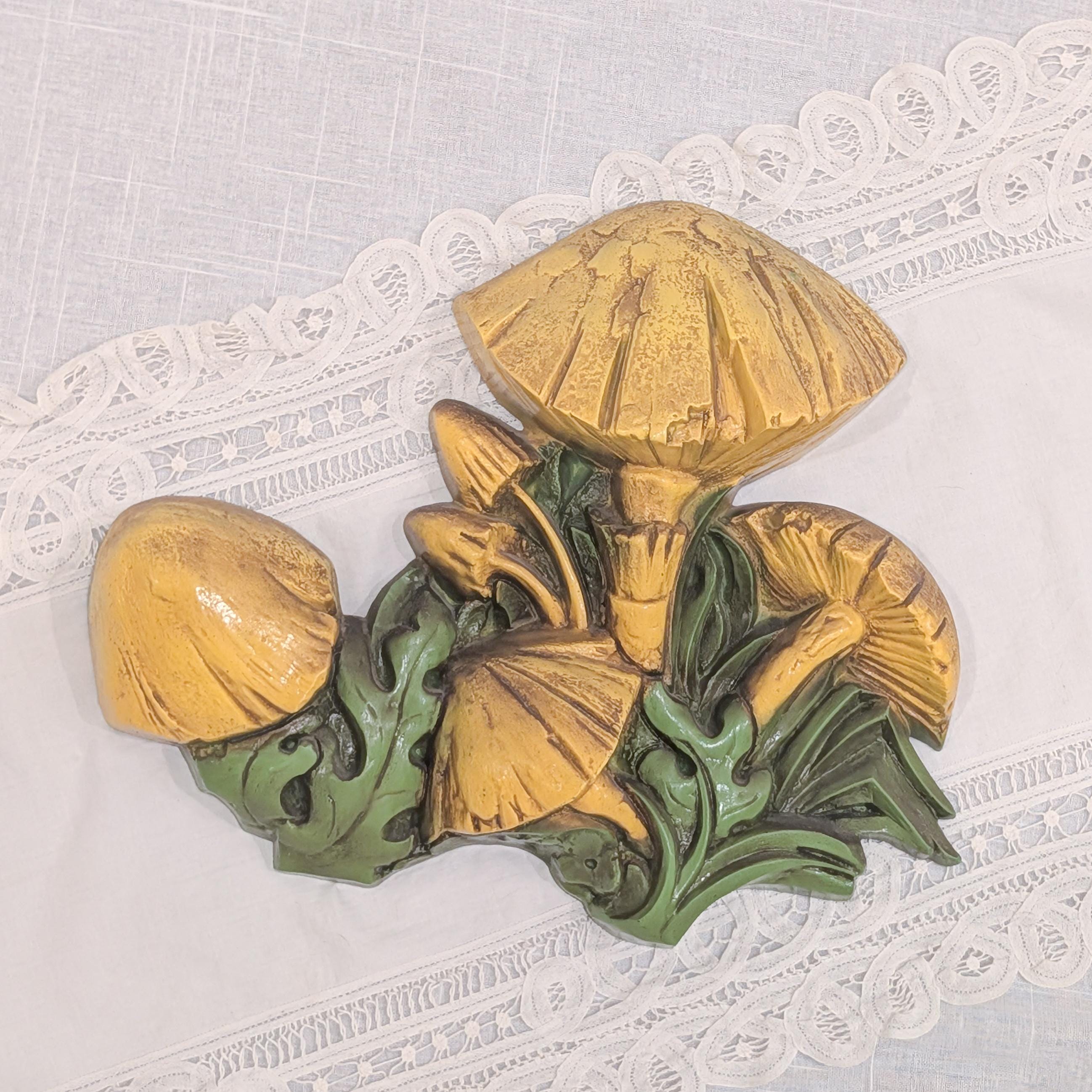Vintage 70s Chalkware - Etsy