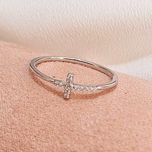 Korsring för kvinnor, Zirkonkorsring, Katolsk ring för kvinnor, Strerling silver 925 tunn ring, Elegant kristen ring, Religiösa smycken