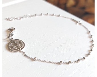 Silberarmband mit Benedikt-Medaille