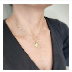 St Lucia 15 mm medal, St Lucia necklace, Gold coin necklace, 18 k gold plated medal, Catholic gifts, Blind patroness