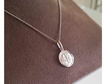 Holy Family 13 mm medal, 18k sterling silver medal, Holy Family  necklace, Patron Saint, Protector of the family, Sagrada Familia medalla