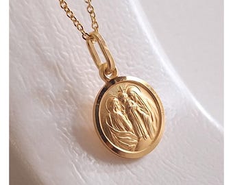Holy Family 13 mm medal, 18k gold plated medal, Holy Family  necklace, Patron Saint, Protector of the family, Sagrada Familia medalla