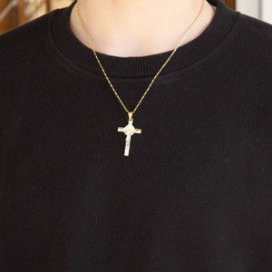 Benedictus kruisketting, Benedictuskruis 1,74 inch, Benedictusketting, uniseks katholieke hanger, gecombineerd verguld en zilveren kruis