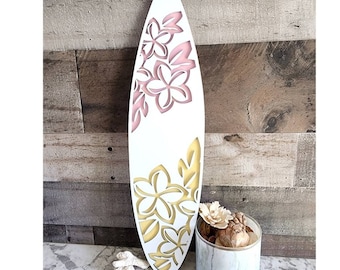Tropical Flower Surfboard Wall Hanging: Custom Beach Decor