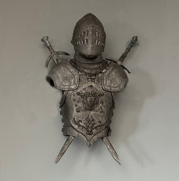 西洋騎士 アンティーク 店内装飾 壁掛け ディスプレイ 鋳物 1/12スケールのドールハウス用壁掛け鎧ディスプレイ（受注生産