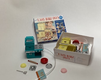 Easy-Bake-Oven for your dollhouse! (+ 8 pieces plus box - 1:12 scale miniature)