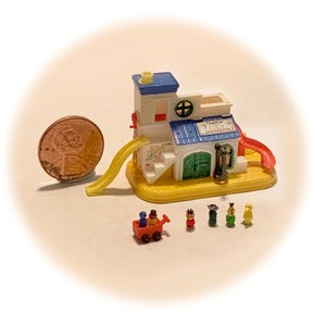 NEU! 9-teiliges Fischer-Price Sesame Street Clubhouse Set (Miniatur im Maßstab 1:12)