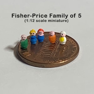 Super TINY Fisher-Price Little People &quot;Family of 5” (these fit my 1:12 scale play sets in my shop!)