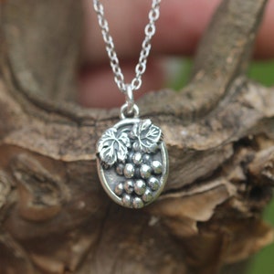 925 silver 3d grape necklace