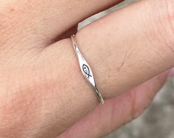 925 Sterling Silver Jesus Fish Ring: Christian Religious Jewelry