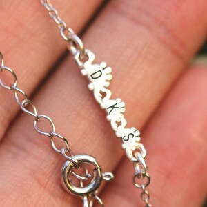 Pulseira estegossauro de prata 925, pulseira inicial personalizada, pulseira dargon personalizada, joias com letras personalizadas, joias para família, ideia de presente