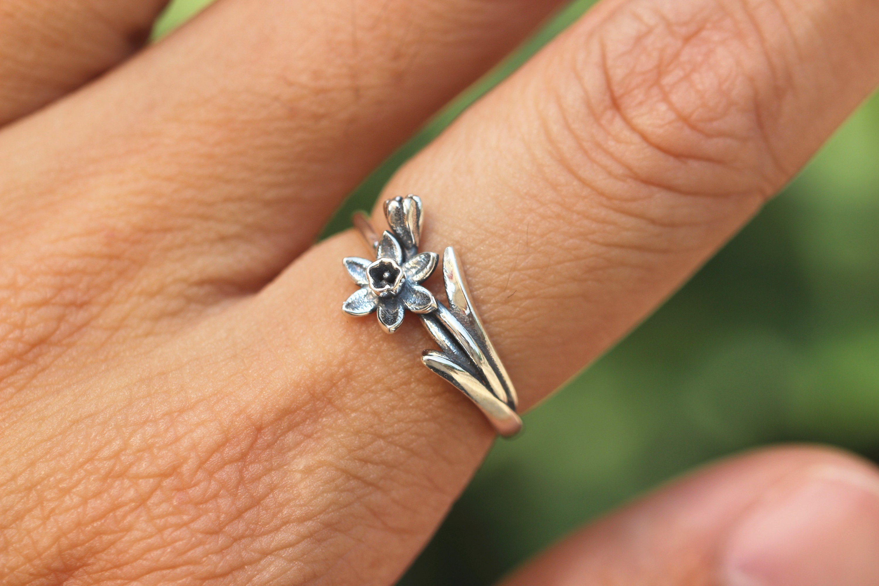 kkjoy Anello di Nascita Fiore in Acciaio Inox Anello Regolabile Mese di Nascita Bouquet Floreale Anello Migliore Amico Dito Aperto Gioielli Fiore