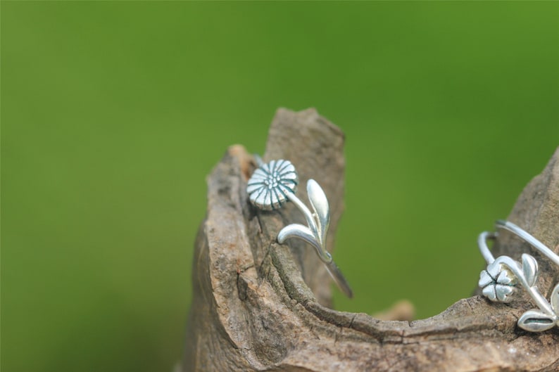 925 silver April Birth Flower ring,Daisy ring,Daisy flower jewelry,Floral Ring,Bridesmaid Gift,Birth Flower jewelry,unique handmade gift image 4