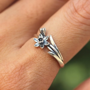 solid 925 silver daffodil flower ring,Birth Flower Ring,Daffodil  jewelry,March Birth Flower ring,gifts idea
