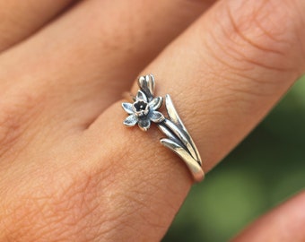 solid 925 silver daffodil flower ring,Birth Flower Ring,Daffodil  jewelry,March Birth Flower ring,gifts idea