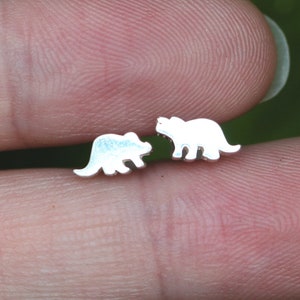 925 silver dinosaur stud earrings