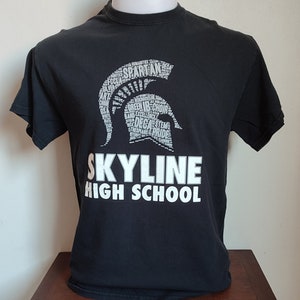 Skyline High School Camiseta Tamaño Medio Negro Usado Condición 114