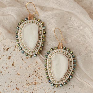 Olive + Creme Geweih Ohrringe