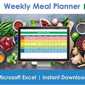 Può includere: Un modello di pianificatore di pasti settimanale in Microsoft Excel. L'immagine mostra uno schermo del computer che mostra il pianificatore con una tabella colorata per la pianificazione dei pasti. Lo schermo è circondato da vari frutti, verdure e cereali freschi.
