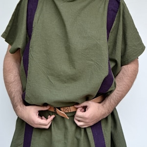 Ancient roman male linen tunic with clavi image 6