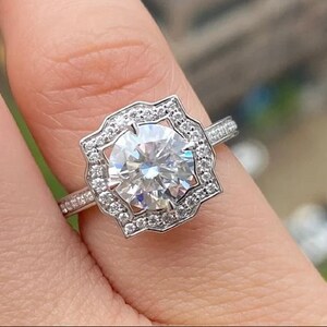 Round Moissanite Ring, Halo Engagement Ring, Vintage Style Ring, Wedding Ring, 8.5MM Round Moissanite Vintage Ring 14K Solid White Gold Ring