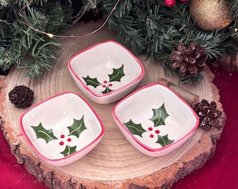 Classic Christmas Ramekin