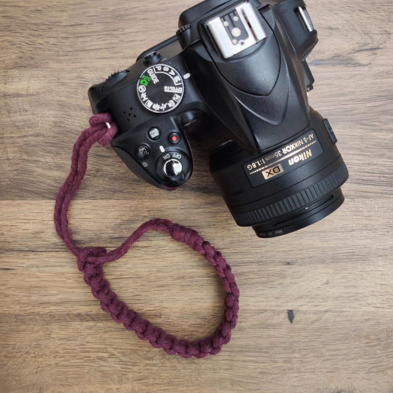 DSLR Camera Strap will save your camera time and time again on a road trip