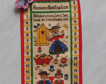 Seltenes Vintage-Geschirrtuch ~ Wandbehang ~ „Gesundheitsplan“ Traditioneller Kalender auf Geschirrtuch ~ Souvenir aus den 1970er Jahren ~ Geschenkideen