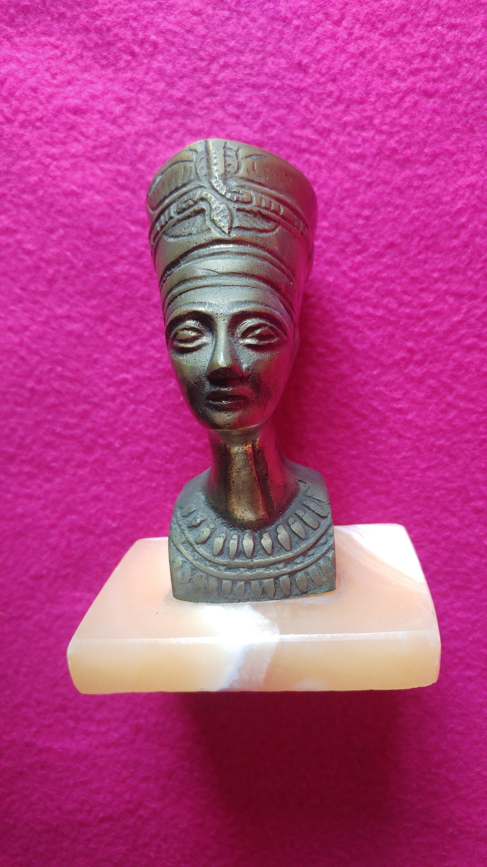 Statuette Reine Néfertiti – Résine Aspect Bronze – Signes Grimalt – Neuf