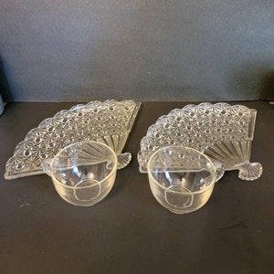 2 Vintage Anchor Hocking Fan shaped Luncheon Snack Plates w 2 Cups Daisy and Button Pressed Glass