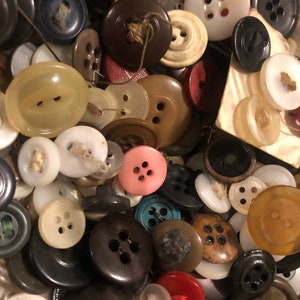 Vintage Sewing Buttons - Bulk 8 oz Lot Small Medium Color Variety 1 Cup Plastic Pearl Metal Wooden Knitting Scrapbooking Crocheting