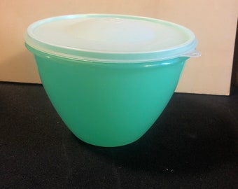 Tupperware CRISP-IT Jade Green Lettuce Keeper Complete 3 