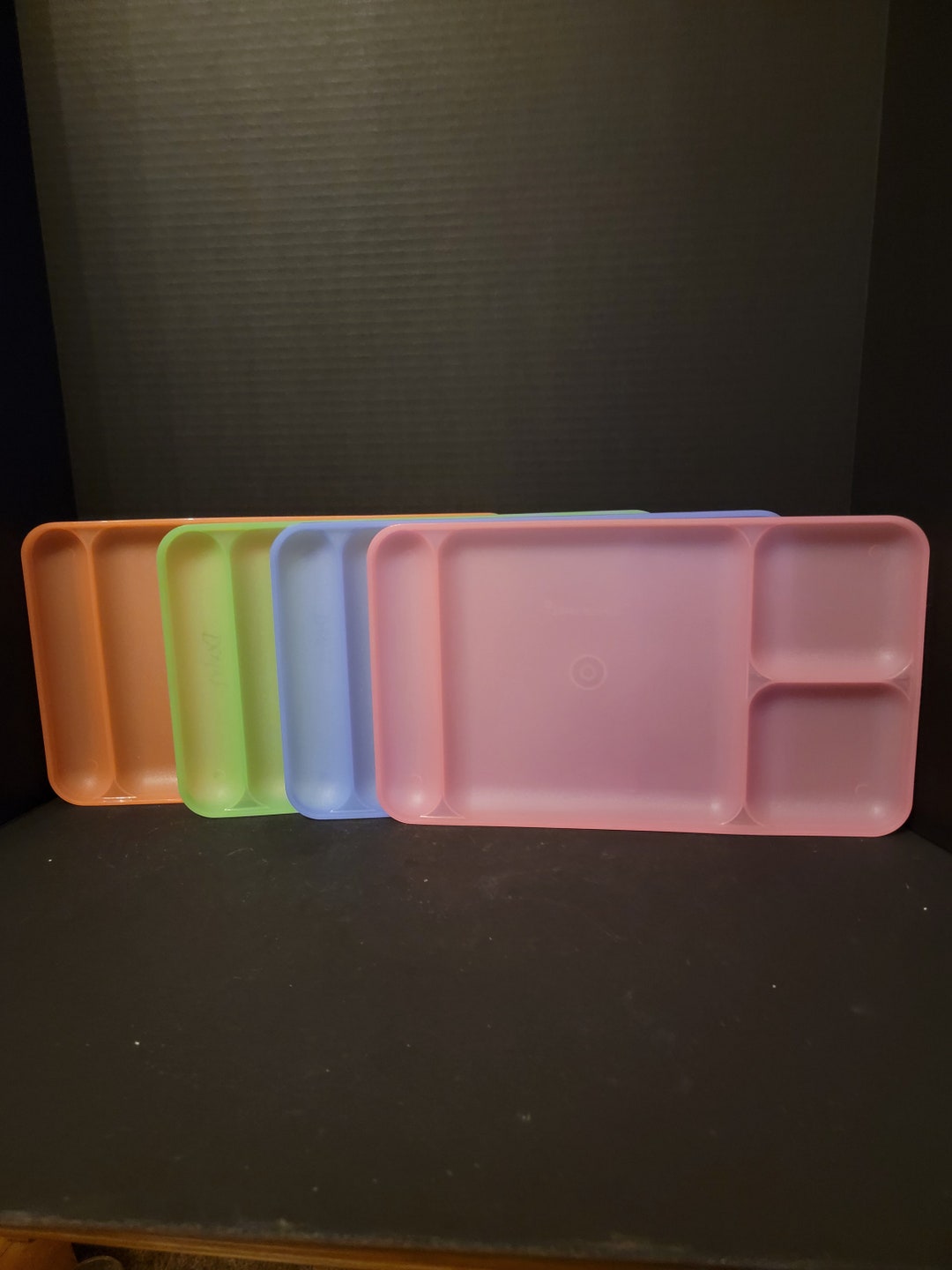 Vintage Tupperware Divided Meal Food Lunch Tray 1535 TV Bed 15x9 Pink