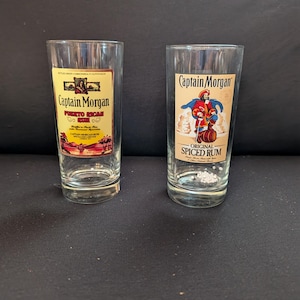 2) Vintage Captain Morgan Original Spiced & Puerto Rican Rum Glass Tumblers Water Ice Tea Rum 16 oz Glassware Barware MCM 6.25&quot; tall