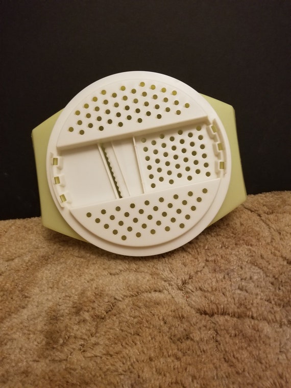 Vintage Tupperware 7862 Cheese Grater Slicer Shredder retro Etsy