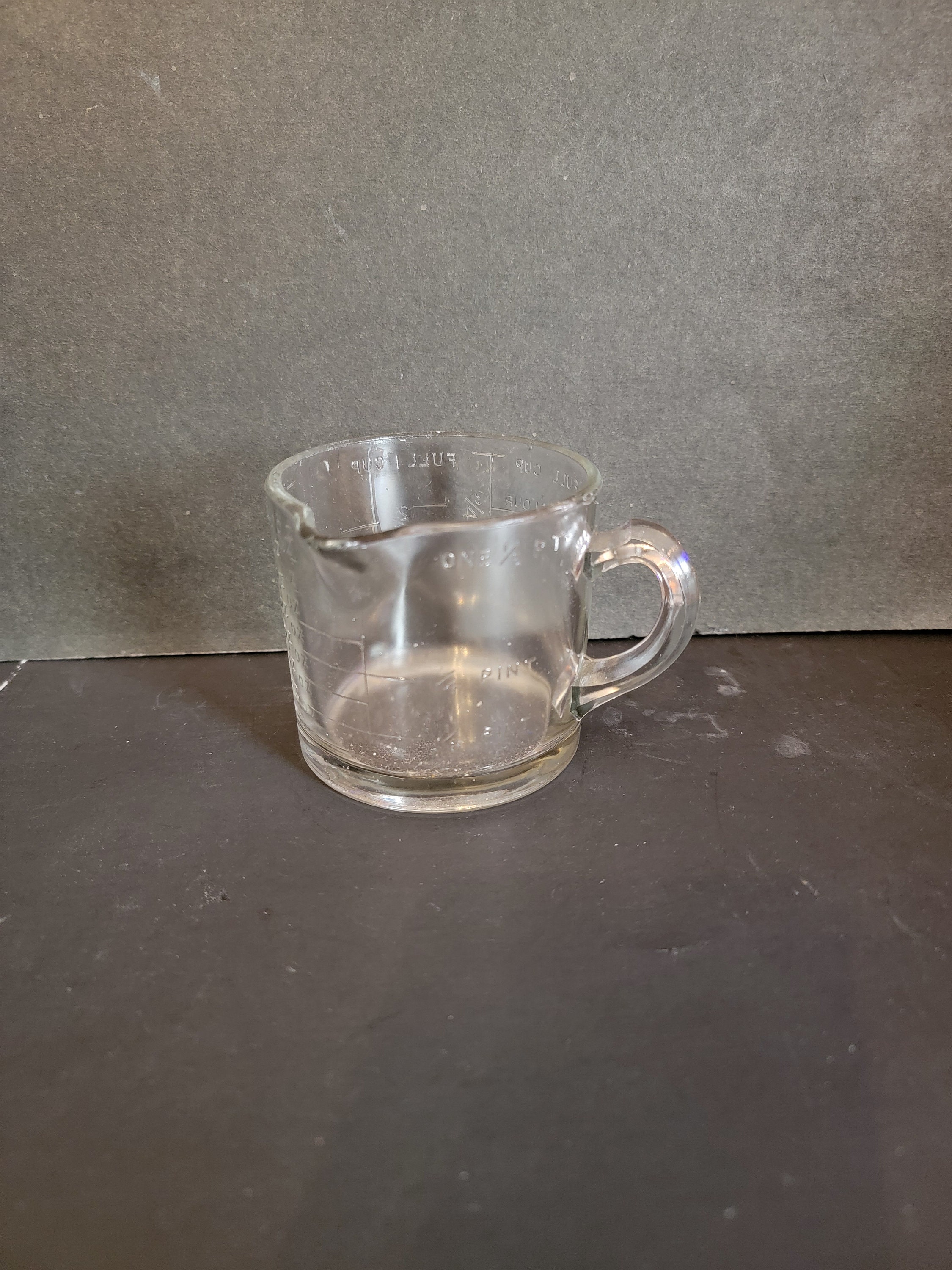 Vintage Glasbake 4 Cup Glass Measuring Cup J-2031 Shows Use, Small Chips