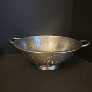 Vintage Large Vollrath Stainless Steel Colander Strainer Footed Handles Punched Designs 13.5&quot; Farmhouse Kitchen Garden Farmer&#39;s Market