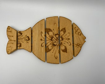 Vintage Wood Trivet, Hotplate, Hand Carved Wood Trivet, Fish Dish, Floral Decor