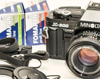 ミノルタ X300 35mm一眼レフフィルムカメラ(50mm f/1.7レンズ、フォマ ミノルタ X300 35mm一眼レフフィルムカメラ(50mm f/1.7レンズ、フォマ