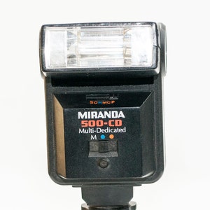 Hot shoe speed flash MIRANDA 500 CD for SLR film cameras.