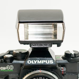 Olympus T20 TTL Auto Flash - OM System - Original Case