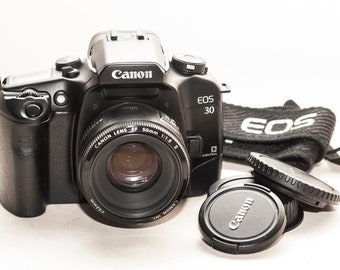80年代のヴィンテージ Canon Sure Shot Zoom XL 35mmフィルム