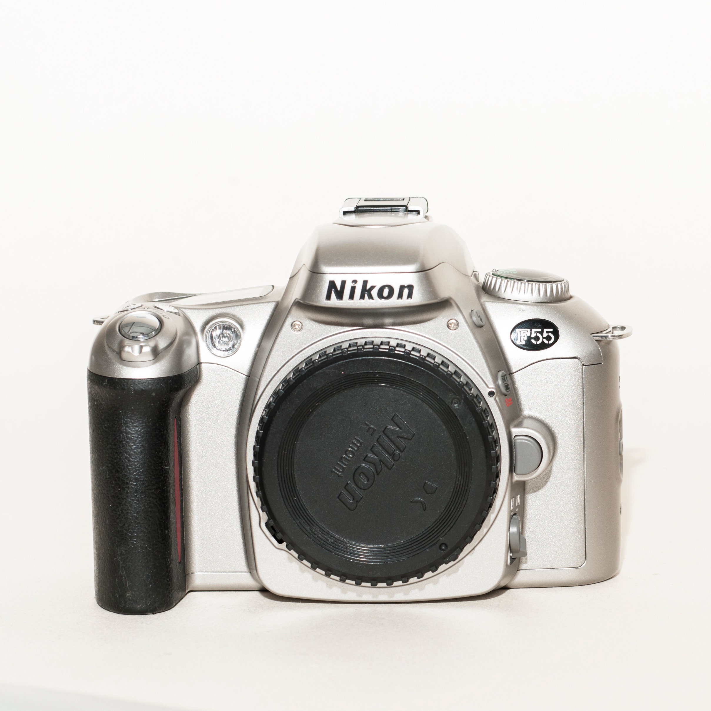 Nikon F55 フィルムカメラ Nikon F55 - Wikipedia