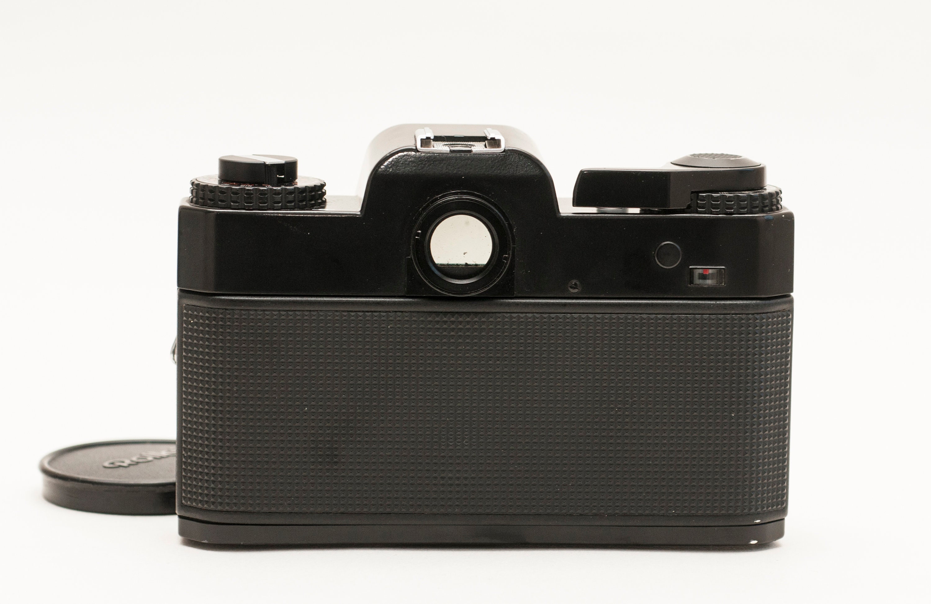 フィルムカメラ Rolleiflex SL35M planar 50mm f1.8 Rolleiflex SL35M フィルムカメラ：50 mm f/1.8 プラナーレンズ